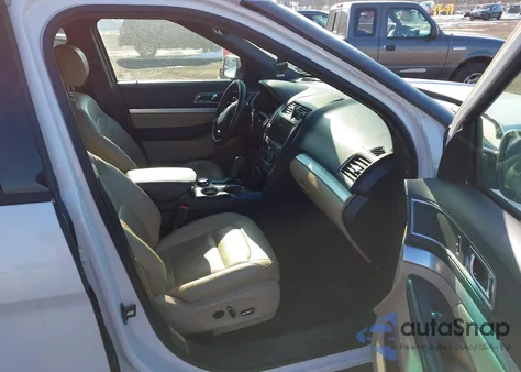 2016 Ford Explorer Xlt z USA, uszkodzony, nr VIN 1FM5K8D84GGA16651